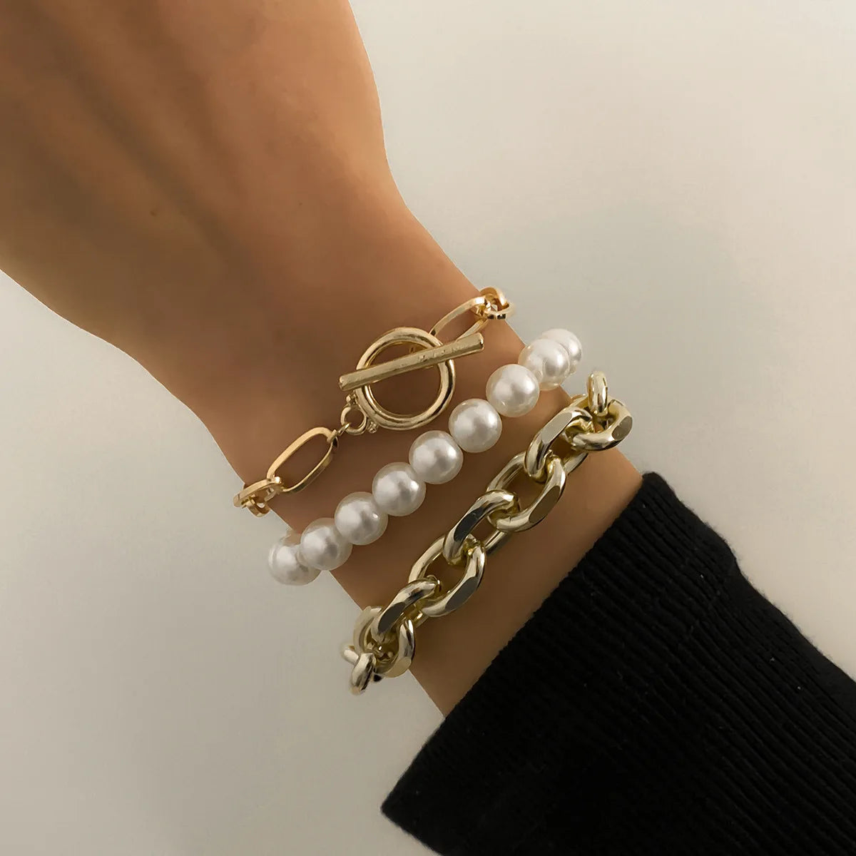 Vintage Sweet Imitation Pearl Hand Beaded Bracelet Ladies Multilayer Gold Color Metal Cross Bracelets Girl Jewelry Couple Gift