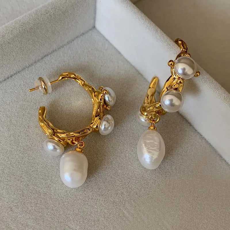 Vintage White Simulated Pearl Hoop Earrings For Women Elegant Gold Color Irregular C Shape Temperament Earrings Jewelry Gift